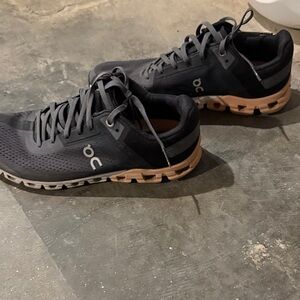 On Running Men's Athletic Shoes in Black and Tan